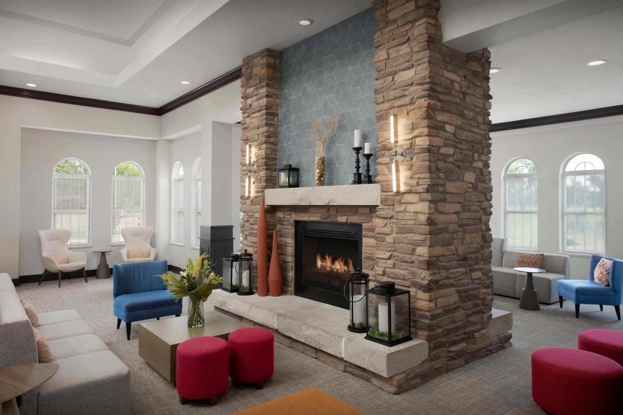 Hilton Garden Inn Granbury Eksteriør bilde